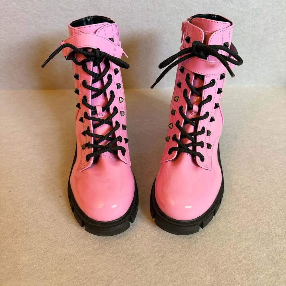 GUESS Women’s Deepen Combat Boots Size 8M Pink Patent Studded NWT Style
